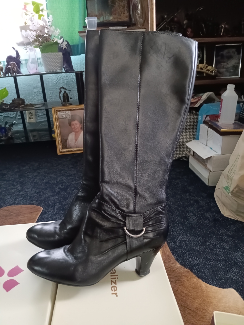 SOUL Naturalizer BARSTOW SMOOTH Black Knee-High Heeled Boots with Ring Detail